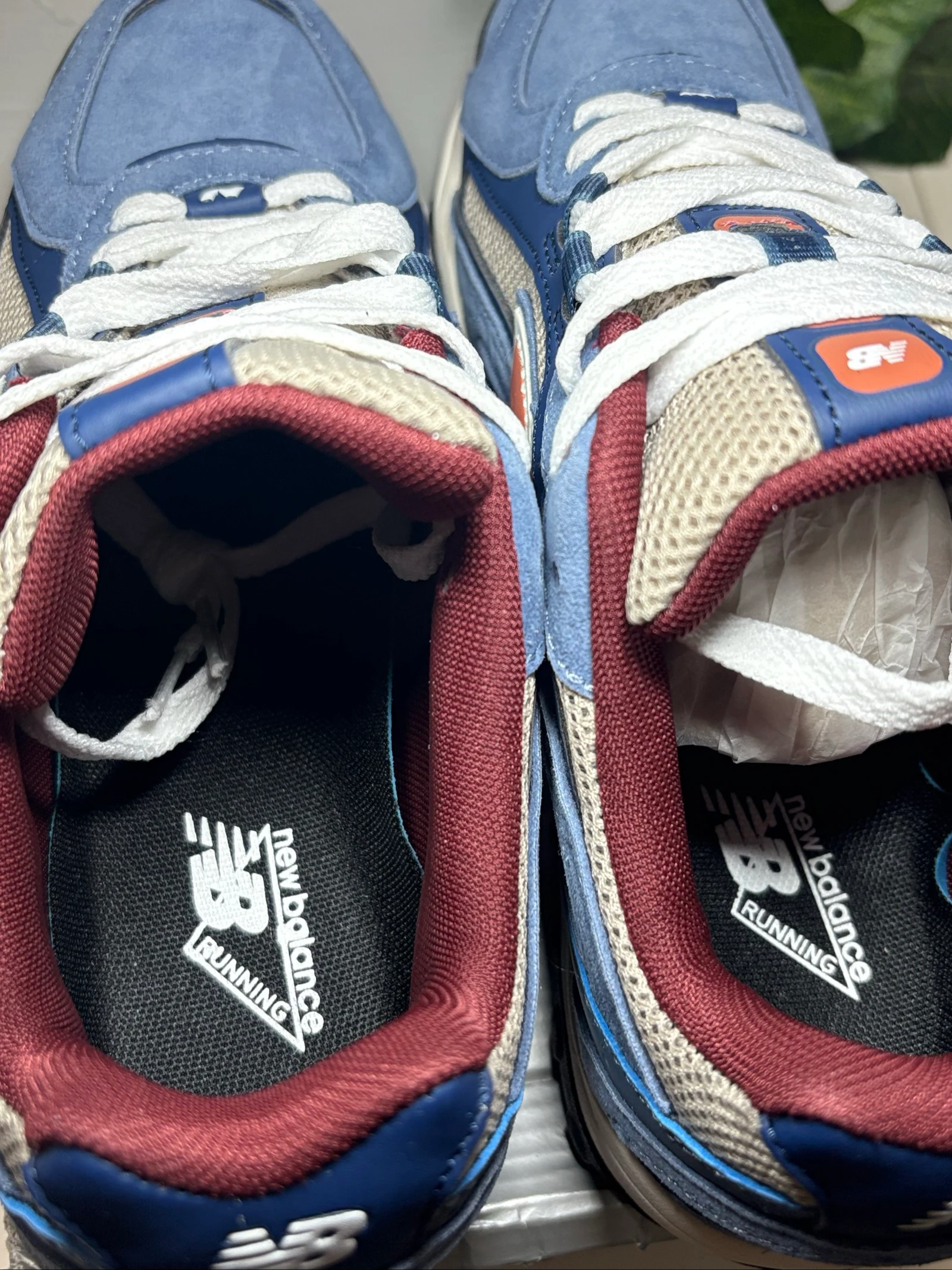 New Balance 204L Jeans Size 41.5 – photo 11